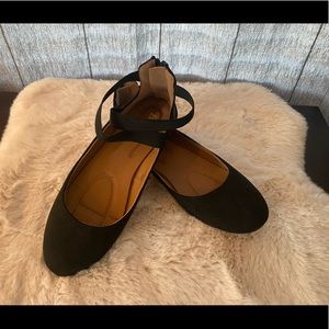 Black Ballet Flats